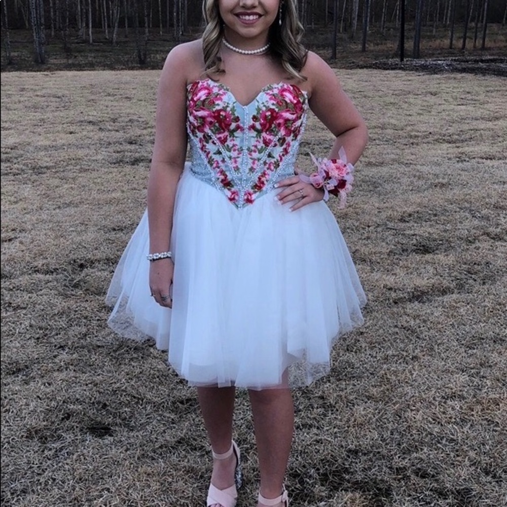 Sherri Hill formal dress